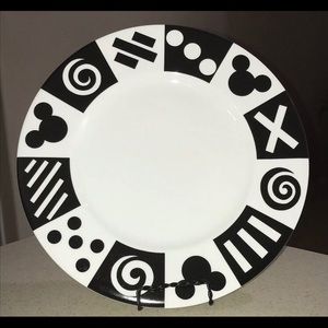 Disney Gallery Dinner Plate